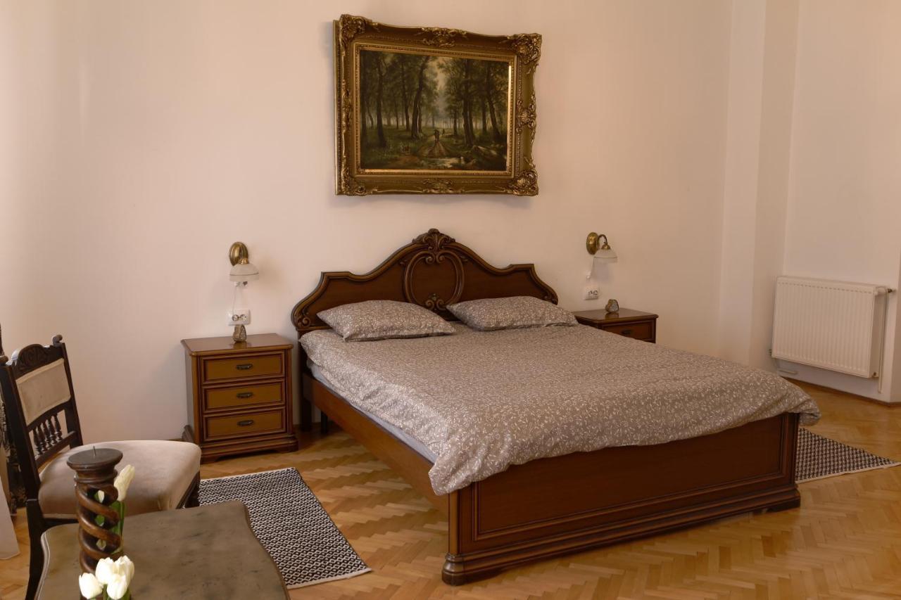 סיגישוארה Illo Tempore - Ultracentral Apartment מראה חיצוני תמונה