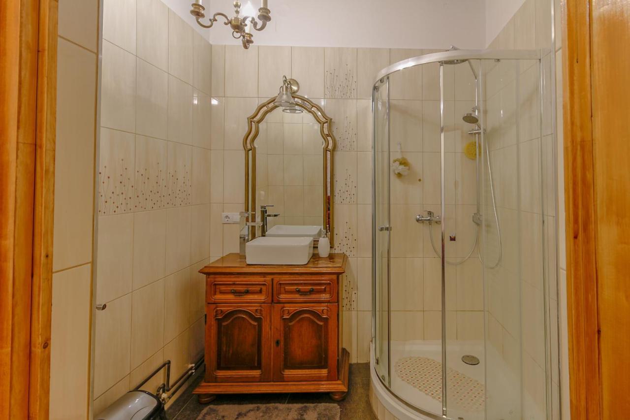 סיגישוארה Illo Tempore - Ultracentral Apartment מראה חיצוני תמונה